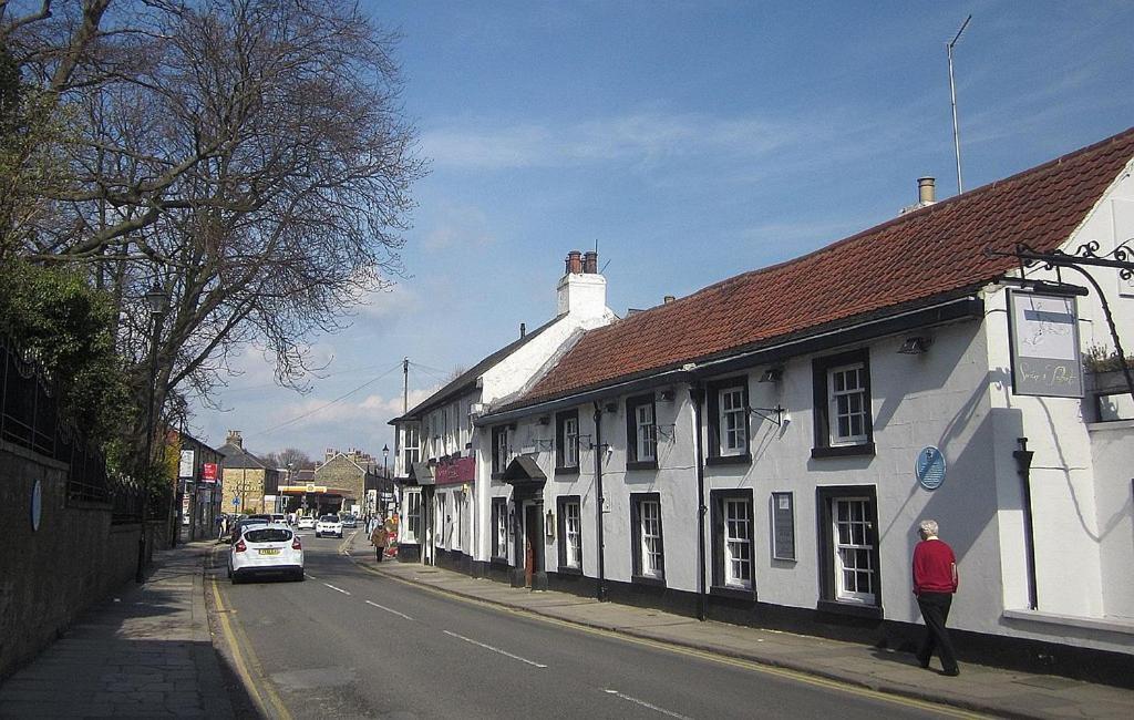 Swan & Talbot Inn ウェザビー エクステリア 写真