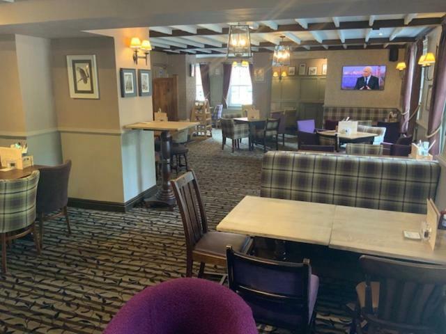 Swan & Talbot Inn ウェザビー エクステリア 写真