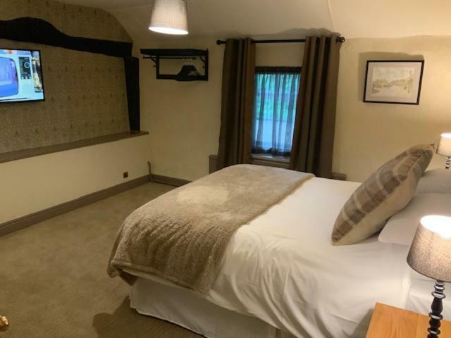 Swan & Talbot Inn ウェザビー エクステリア 写真