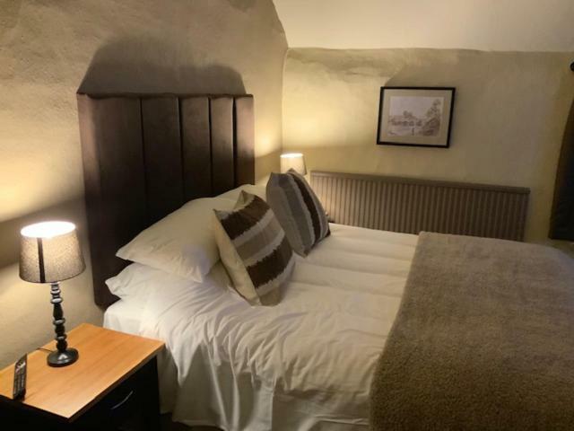 Swan & Talbot Inn ウェザビー エクステリア 写真